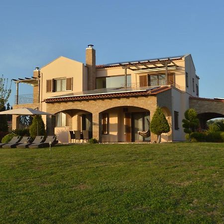 M Varkes Villa Nea Moudania Exterior foto